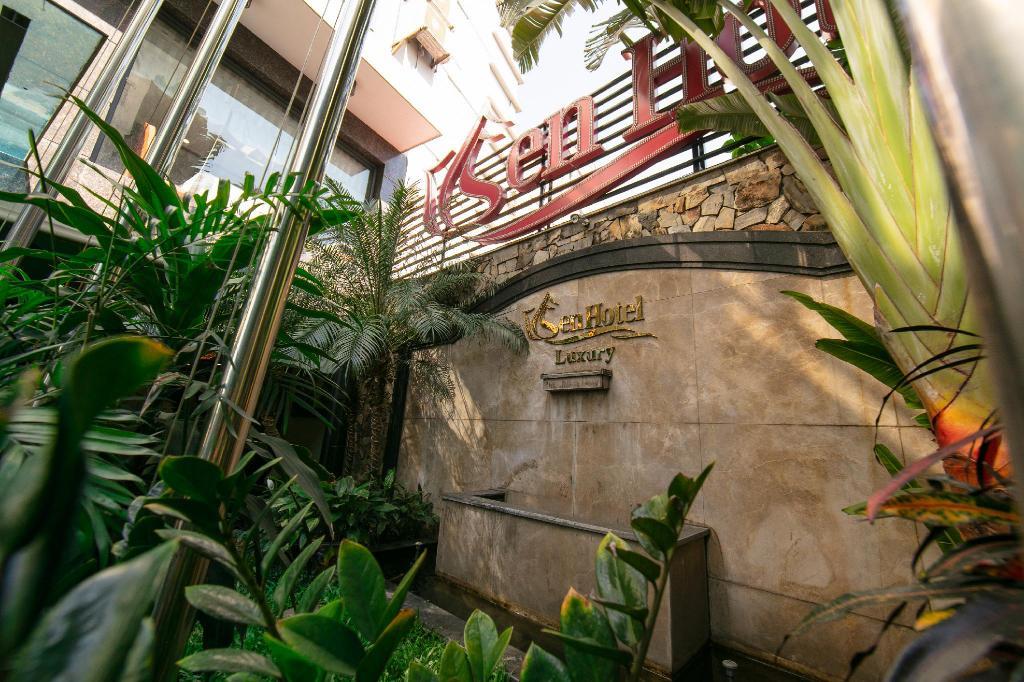 Sen Hotel Hanoi Buitenkant foto