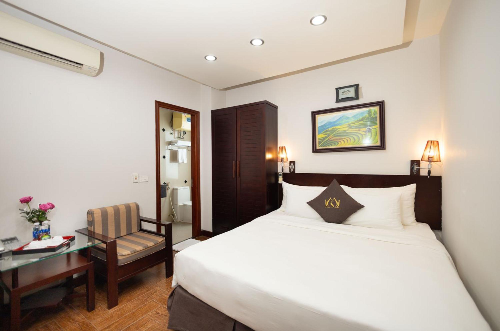 Sen Hotel Hanoi Buitenkant foto
