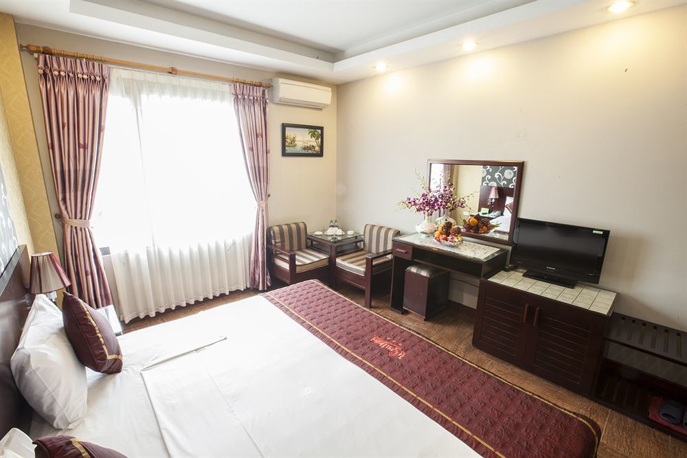 Sen Hotel Hanoi Buitenkant foto
